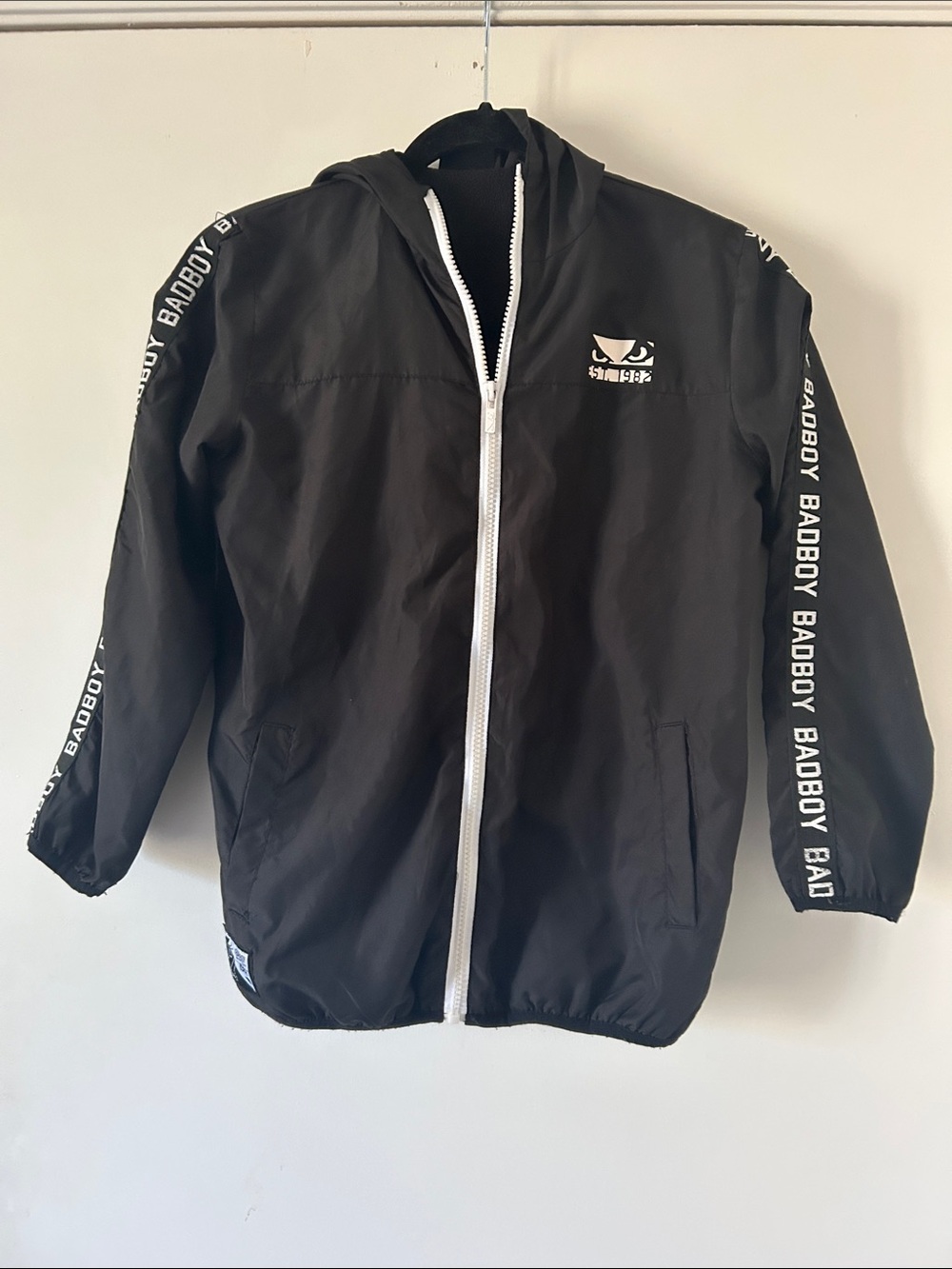 BadBoy Black Hooded Lightweight windbreaker Jacket. Fully Lined. Boys size 10